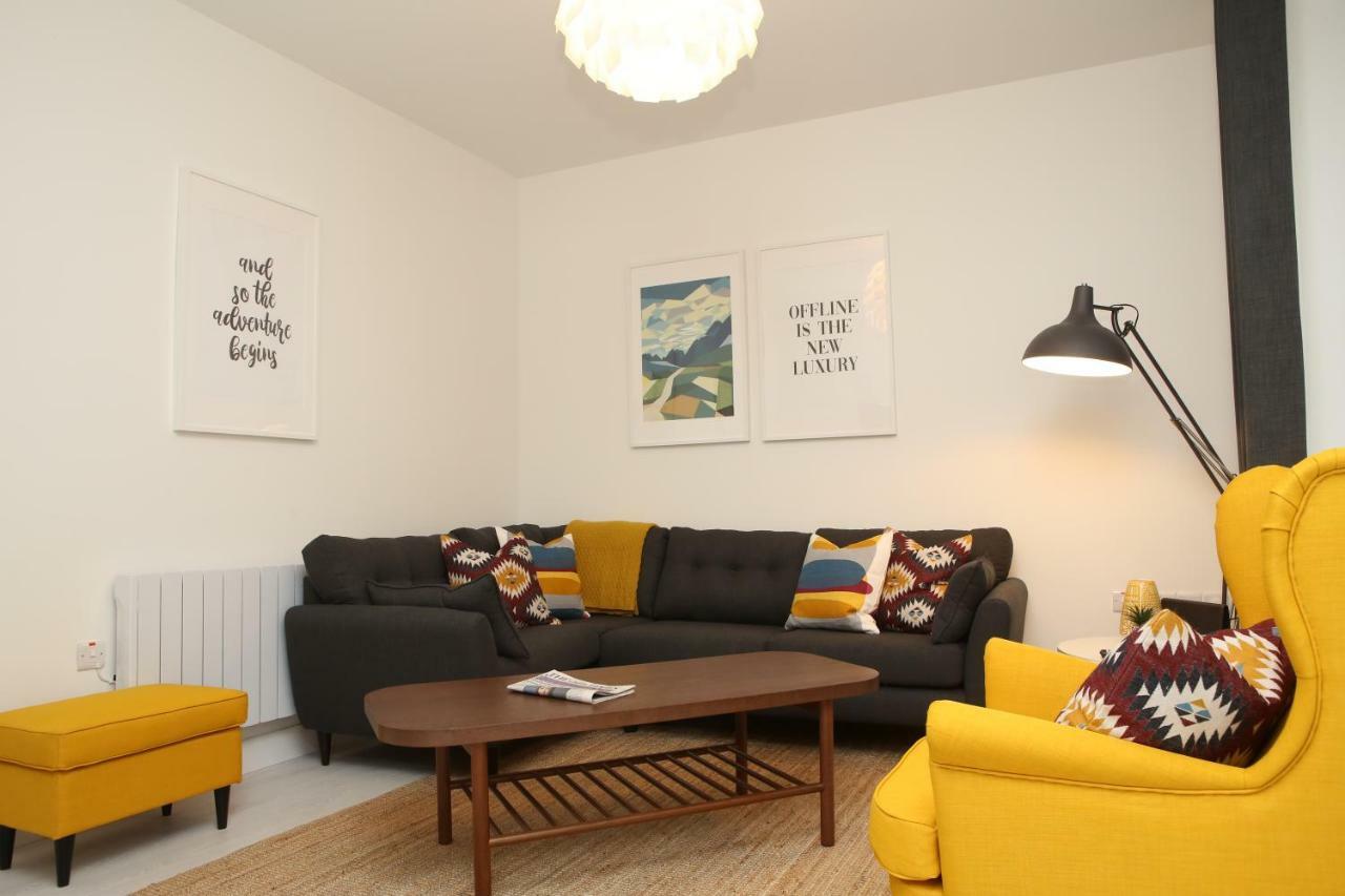 East Bridge Apartments エニスキリン エクステリア 写真